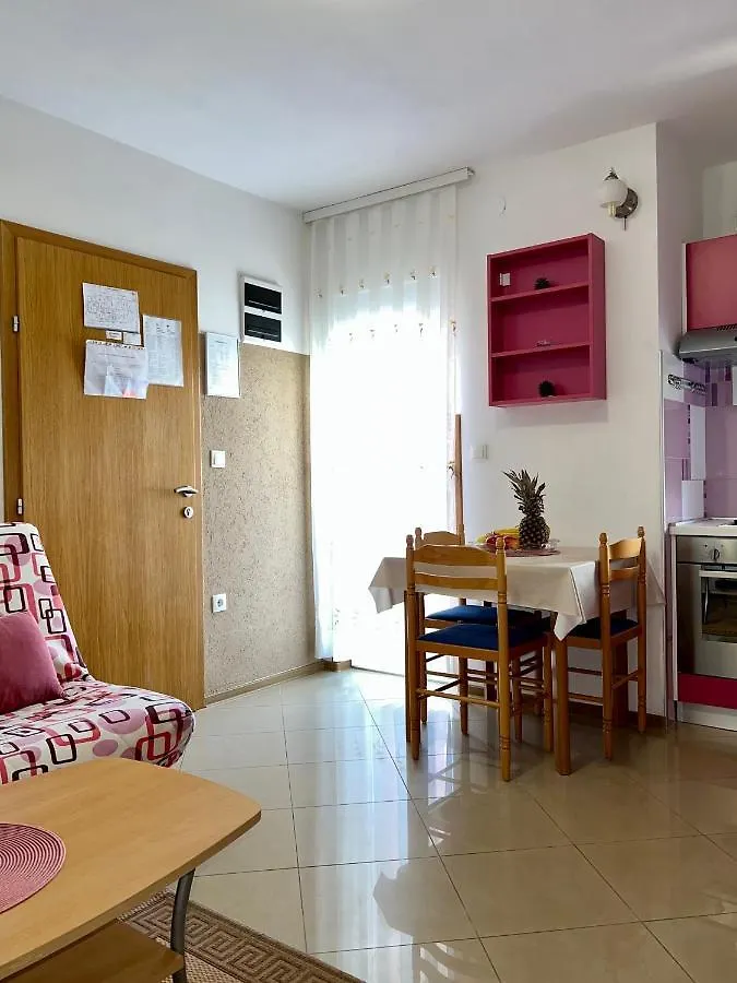 Apartment Gigi 洛帕